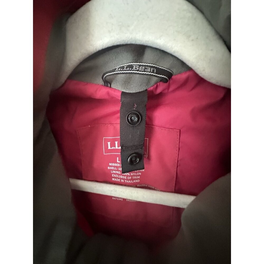 L. L. Bean Women’s Sz L Durable Water-Resistant Full Zip Hooded Burgundy Jacket - Picture 4 of 9